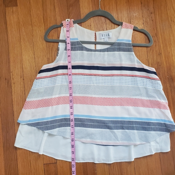 Elle Tank Red, White, and Blue Pattern Layered Size Small - Picture 8 of 8